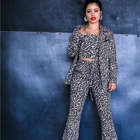 AFRM Tops - Leopard crop top only